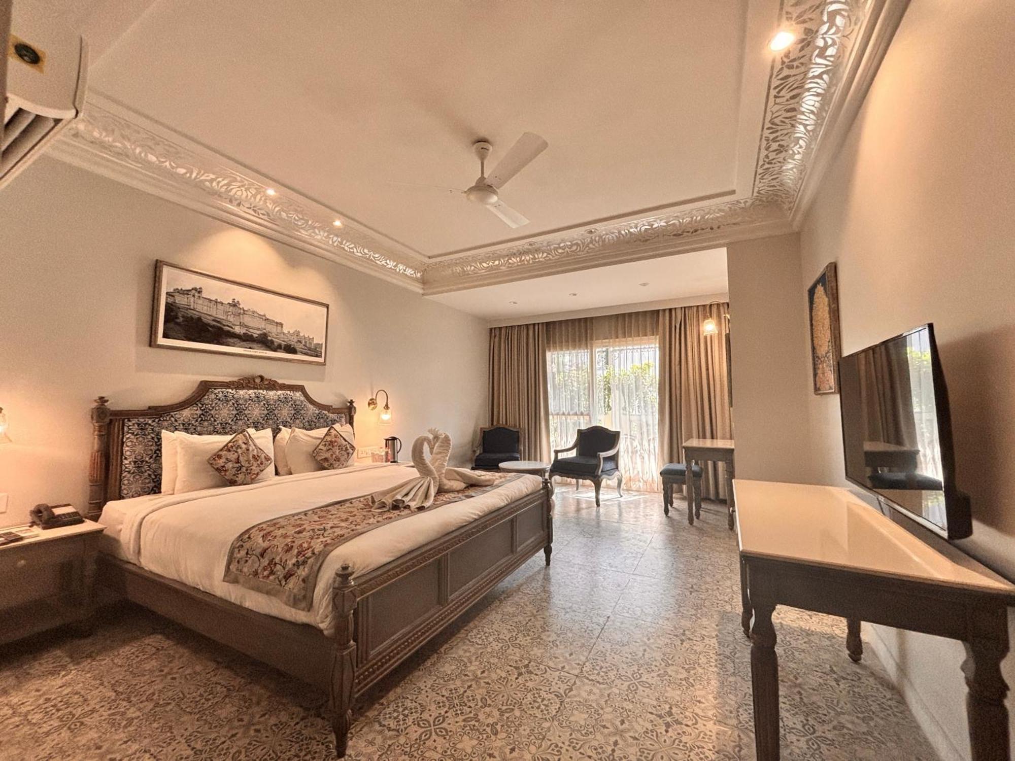 Ratnawali - A Vegetarian Heritage Hotel Jaipur Luaran gambar
