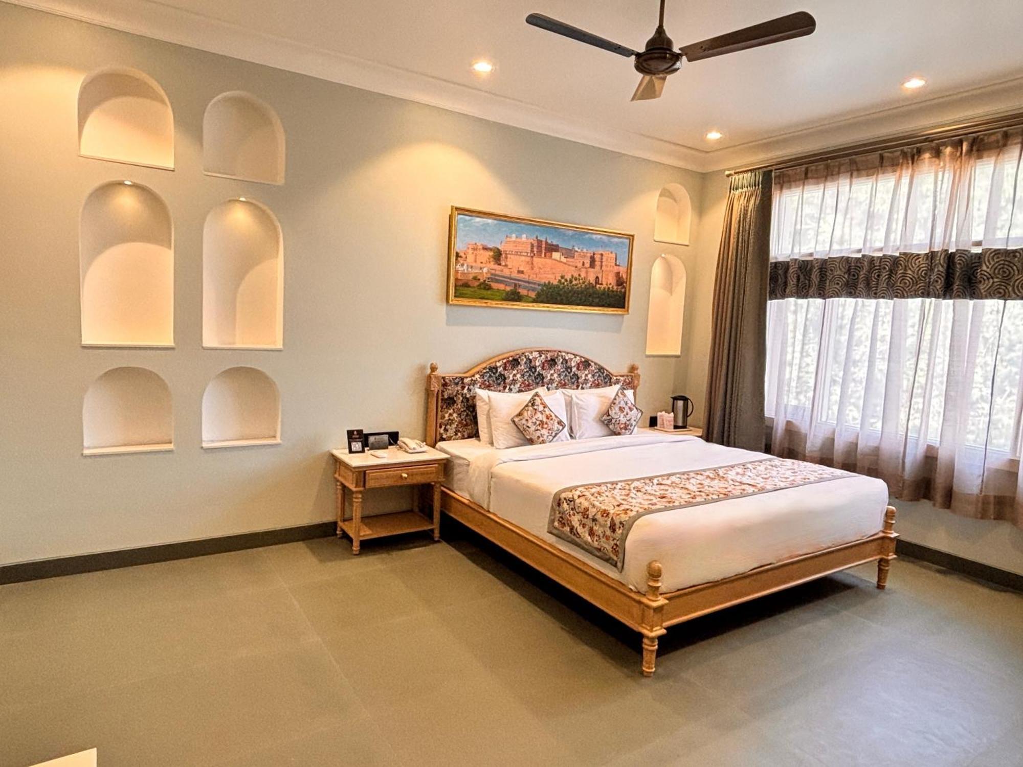 Ratnawali - A Vegetarian Heritage Hotel Jaipur Luaran gambar